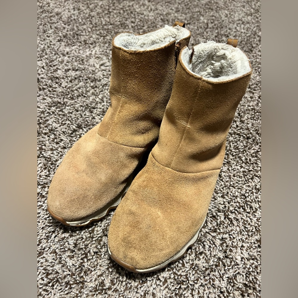 Sorel Kinetic Boots